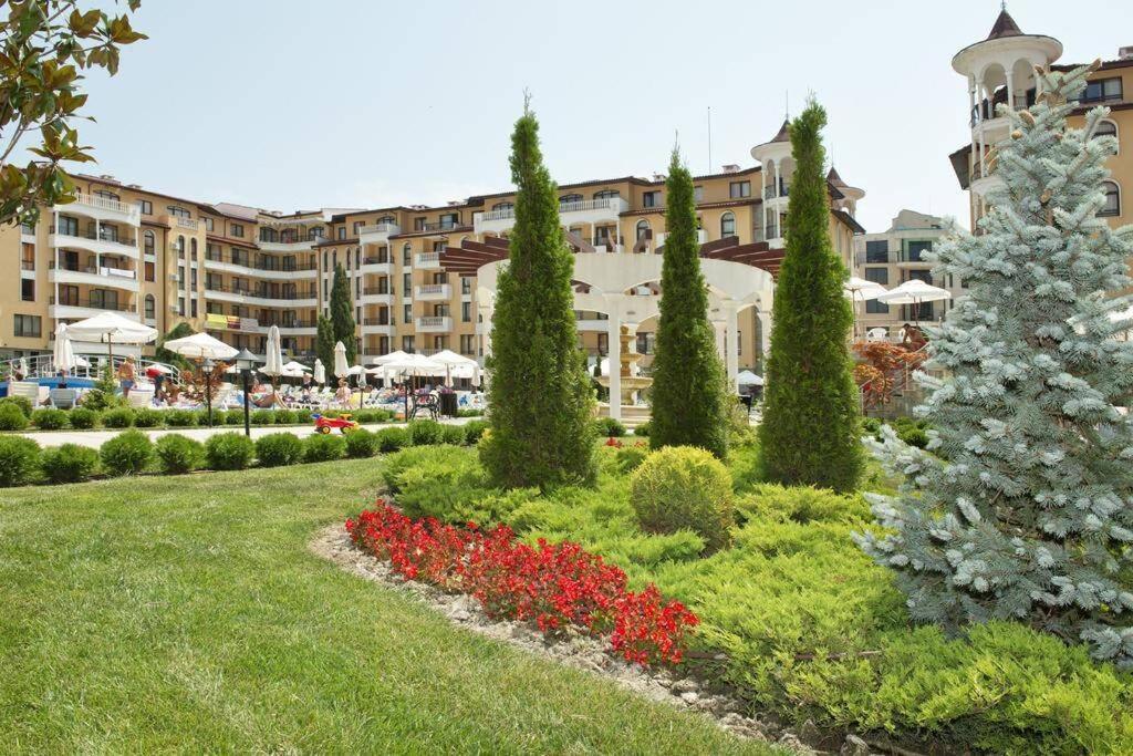 Апартаменты Royal Sun, 6 People, 600 M From The Sea Солнечный берег Экстерьер фото