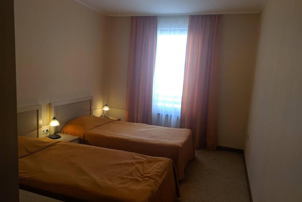 Апартаменты Royal Sun, 6 People, 600 M From The Sea Солнечный берег Экстерьер фото