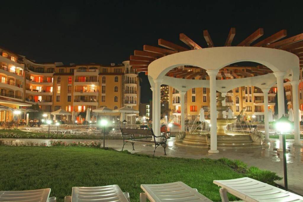 Апартаменты Royal Sun, 6 People, 600 M From The Sea Солнечный берег Экстерьер фото