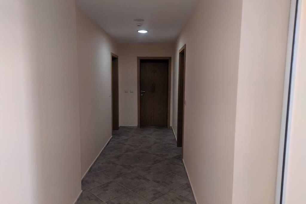 Апартаменты Royal Sun, 6 People, 600 M From The Sea Солнечный берег Экстерьер фото